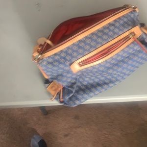 Dooney & Burke shoulder bag and wallet vintage !!